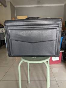 Attaché case