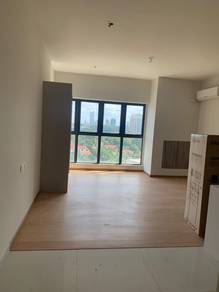 Condominium For Sale in Bay Point @ Country Garden Danga Bay