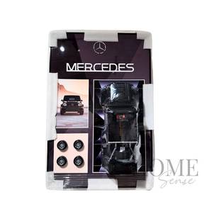 1 Unit - Car Toy Wall Art, Black Chrome Frame (C)