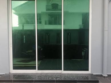 Green tinted rumah uv block frosted