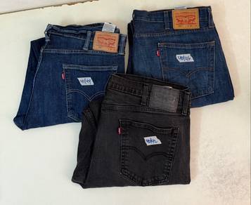 Levi’s Jeans sz 40 Combo