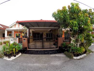 D homestay seri iskandar