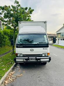 Nissan YU41T5 (No Agent, Direct Owner)