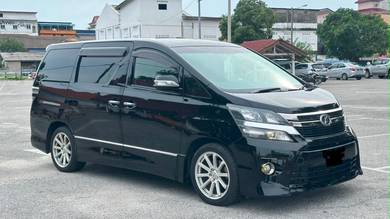 Toyota Vellfire Z GOLDEN EYES in Besut, TRG