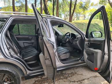 Hyundai Santa Fe THETA II in Sungai Besi, KUL