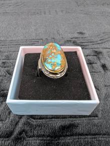 Cincin Permata Firus Iran