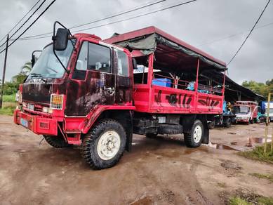 4x4 Isuzu FSS32G Steel Kargo Am 4 wheel
