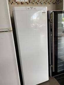 Mitsubishi Upright Freezer Ice Box Beku Peti ais