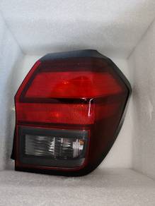 Lampu belakang axia kanan