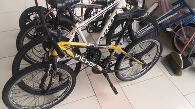 Used 26" MTB Mountain Bike – Rear Tire Needs Repai