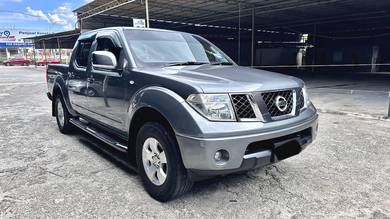 2013 Nissan Navara LE