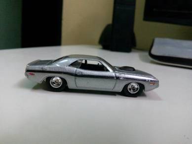 2007 Hotwheels '70 Hemi Challenger