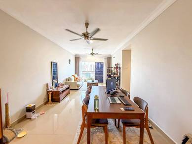 Condominium For Sale in Cengal Condominium