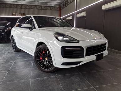 2022 Porsche Cayenne GTS