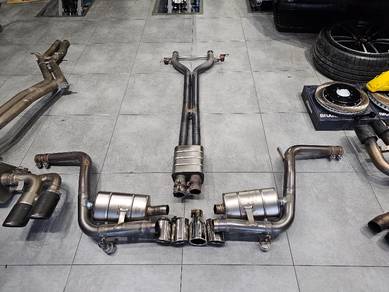 Porsche Panamera Turbo Akrapovic Titanium Exhaust