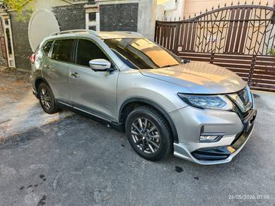 Nissan X-Trail X-CVT HYBRID in Klang, SGR