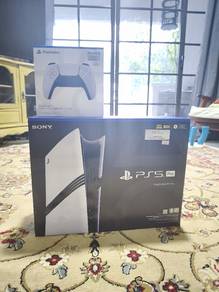 ps5 pro digital 2tb and with 2ds5