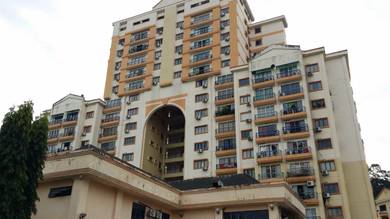 Apartment For Sale in Casa Venicia Apartment