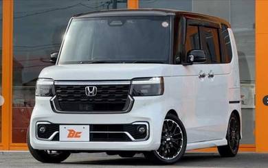 Honda N BOX CUSTOM TURBO in Sungai Pinang, PNG
