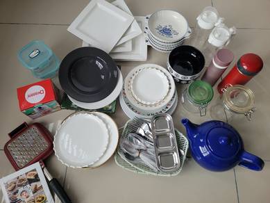 pinggan,bowl,botol,sudu,sandwich maker,jug....