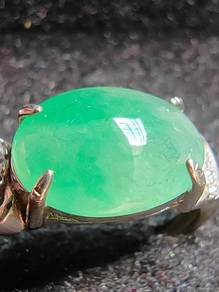 Jedite Jed 100% Burma Asli Ais Hijau Buah Type A