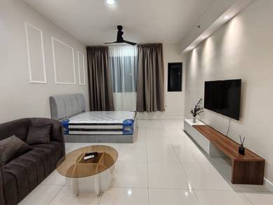 Service Residence For Rent in Chambers