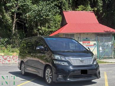 2011 Toyota Vellfire Z PLATINUM SELECTION
