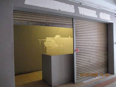 Shop lot For Sale in Seri Kembangan,SGR