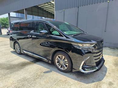 Toyota Alphard Z in Old Klang Road, KUL