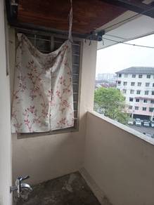 Apartment For Rent in Mahkota Cheras Flat
