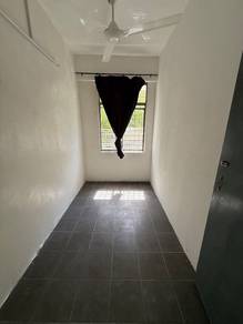 Room in Kota Kinabalu, SBH