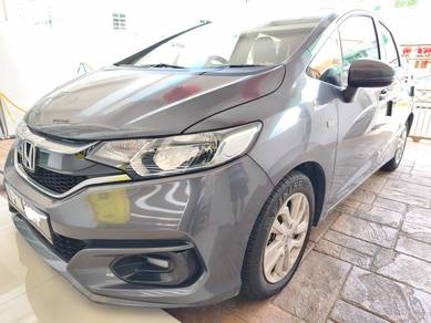 Honda Jazz E in Tanjung Bungah, PNG