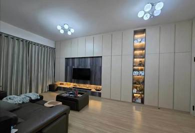 Apartment For Sale in Junction 5 Apartment