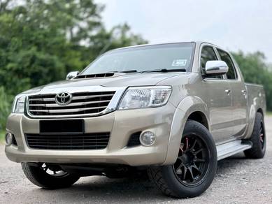 Toyota Hilux in Kajang, SGR