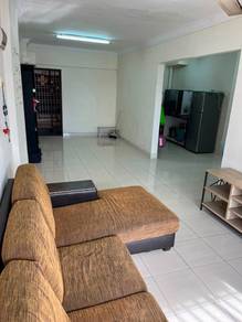 Condominium For Rent in Serina Bay