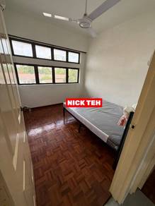 Apartment For Rent in Wayton Court