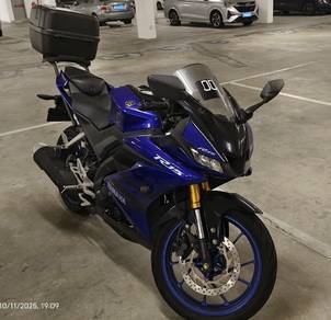 Yamaha R15