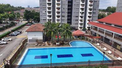 Condominium For Sale in Endah Ria