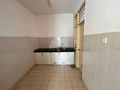 Apartment For Rent in Bukit Jelutong,SGR
