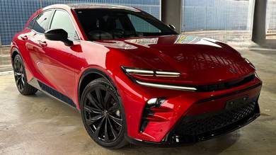 Toyota Crown SPORT Z in Chan Sow Lin, KUL