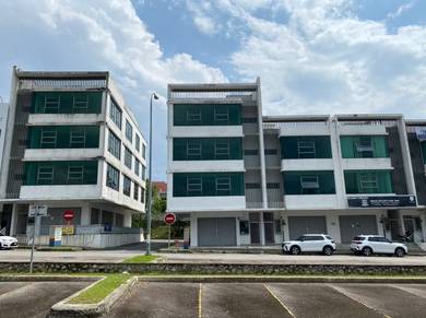 Shop lot For Rent in Puchong South,SGR