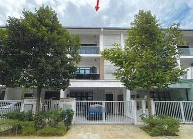 2.5-storey Terraced House For Auction in Dengkil,SGR