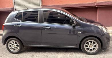 Perodua Axia G in Jalan Ipoh, KUL