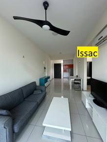 Condominium For Rent in Reflections Condominium