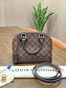 Louis Vuitton Alma BB with Strap in Damier Ebene w