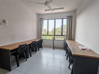 Service Residence For Rent in The Heights Residence