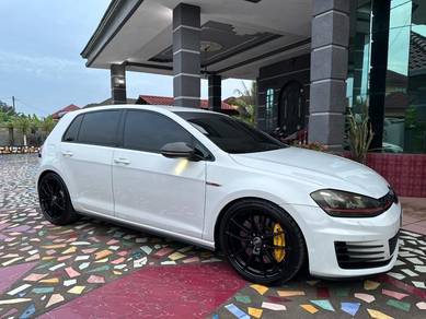 Volkswagen Golf GTi in Puchong, KUL