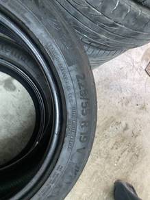 225 55 19 Continental Ultra contact Uc6 Suv