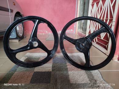 rim y15zr depan sahaja