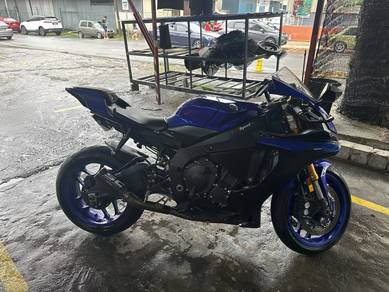 Yamaha YZF-R1